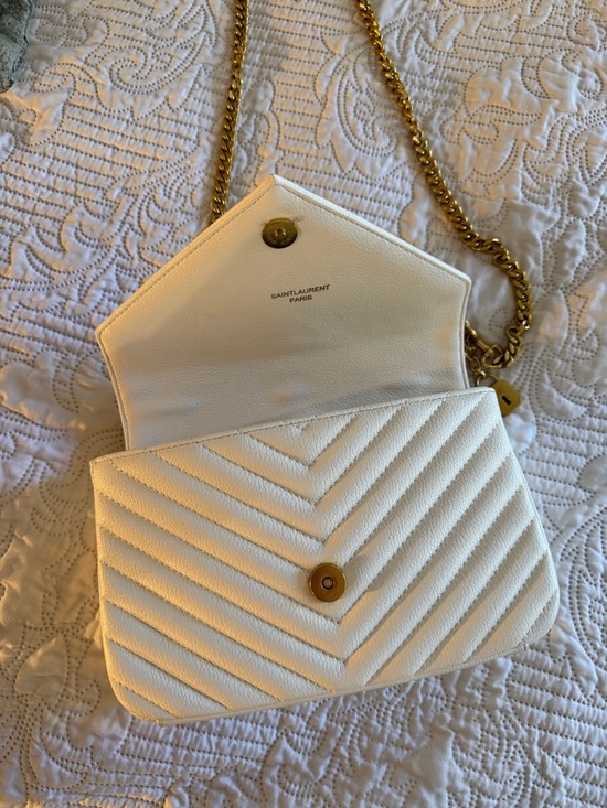 Saint Laurent Cream Quilted Chevron Leather Shoulder Bag with Gold Hardware - Picture 2 of 8